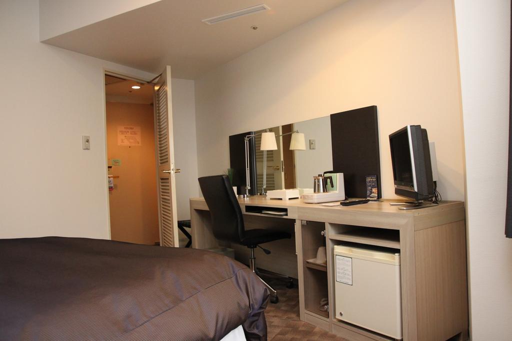 Shin Osaka Washington Hotel Plaza Extérieur photo