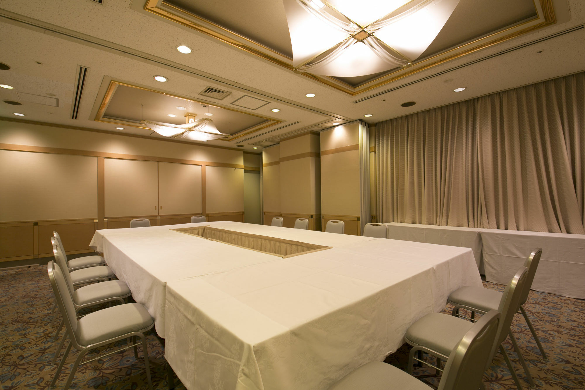 Shin Osaka Washington Hotel Plaza Extérieur photo