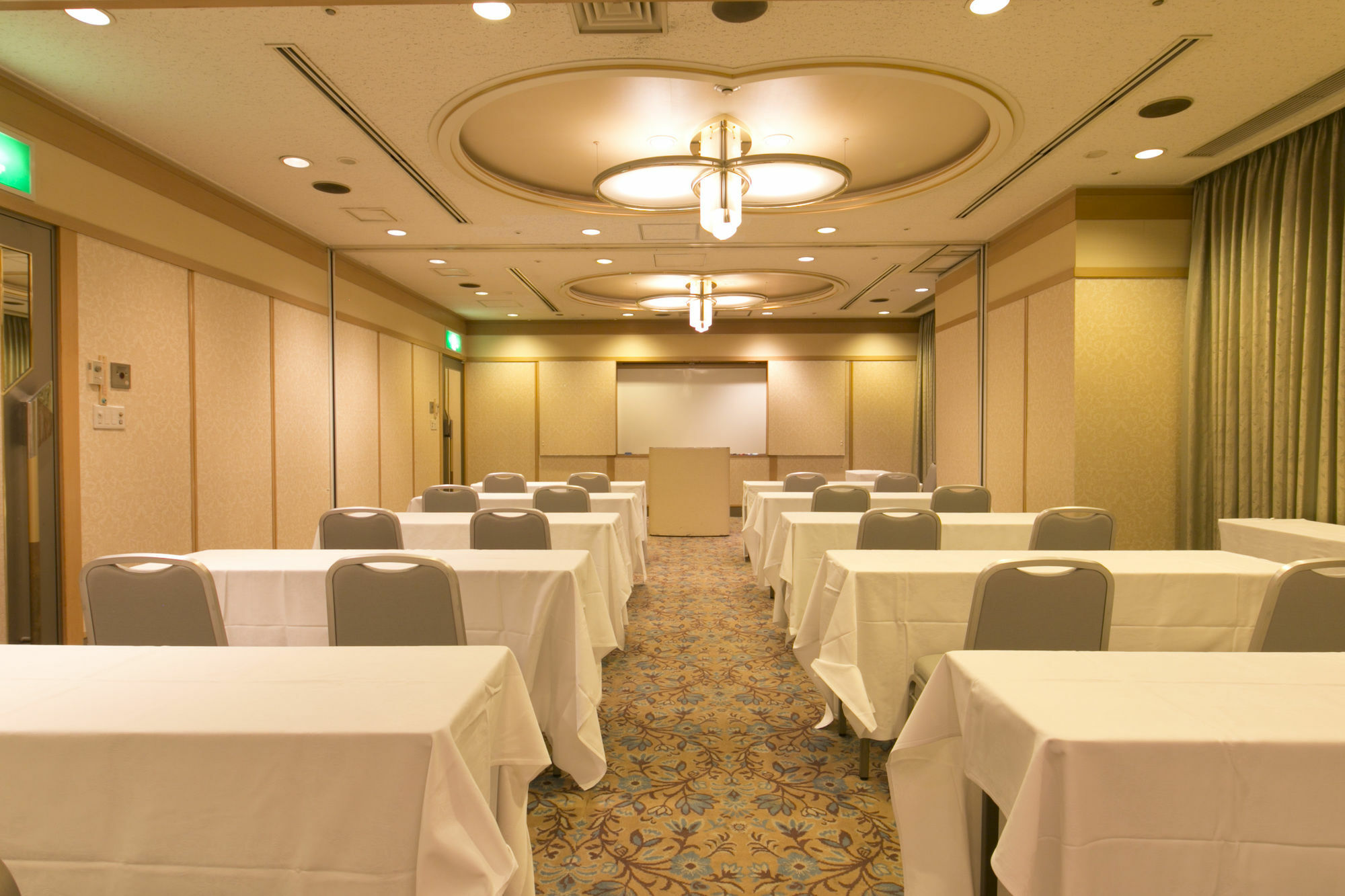 Shin Osaka Washington Hotel Plaza Extérieur photo